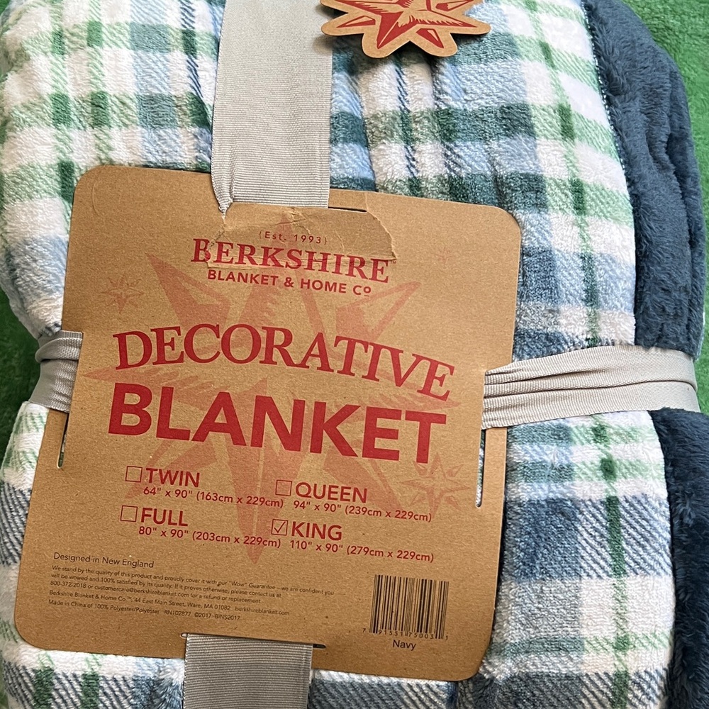 Berkshire Navy, Green & White Plaid king size Blanket